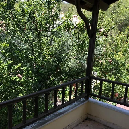 Vakantiehuis Ephesus Holiday House *